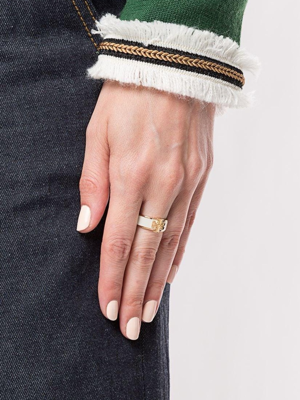 ๐ Tory Burch Gold & White Enamel Kira Logo Ring - Picture 2 of 3